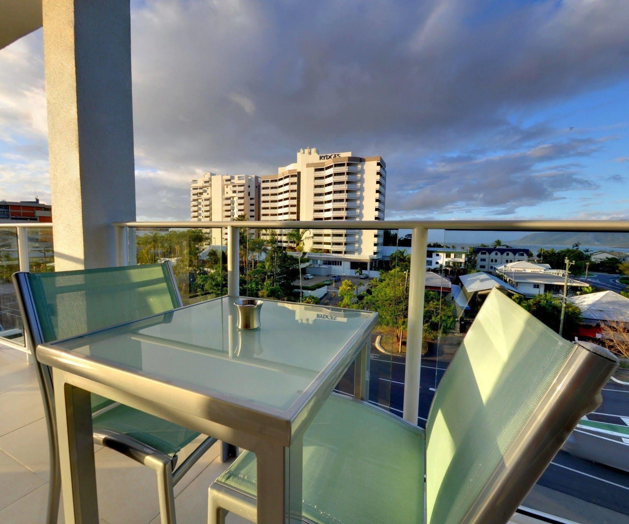 Hotel 201 Lake Street Cairns Exteriér fotografie